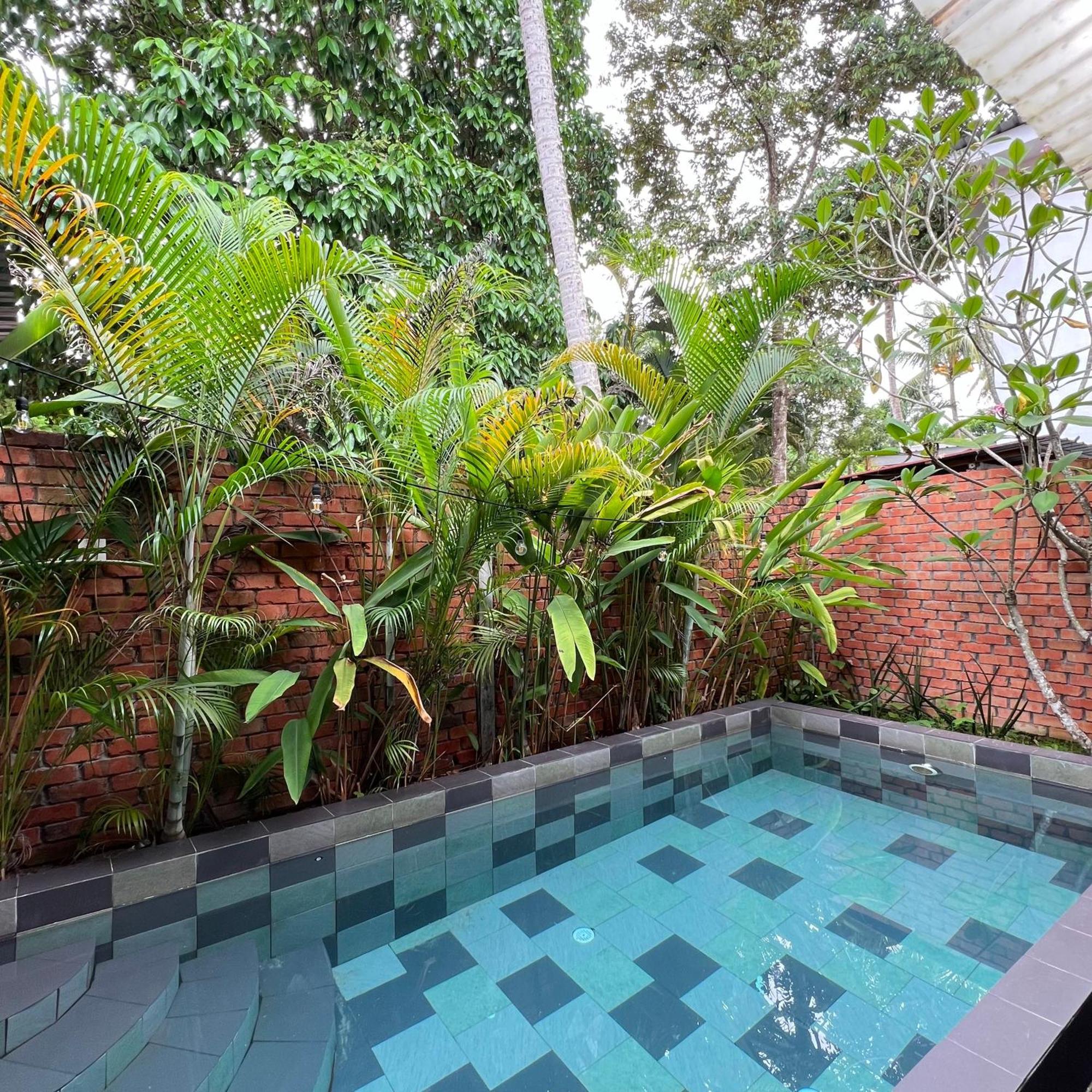 Kutum'S Wooden House - Private Pool, Breakfast & Cafe Villa Langkawi ภายนอก รูปภาพ
