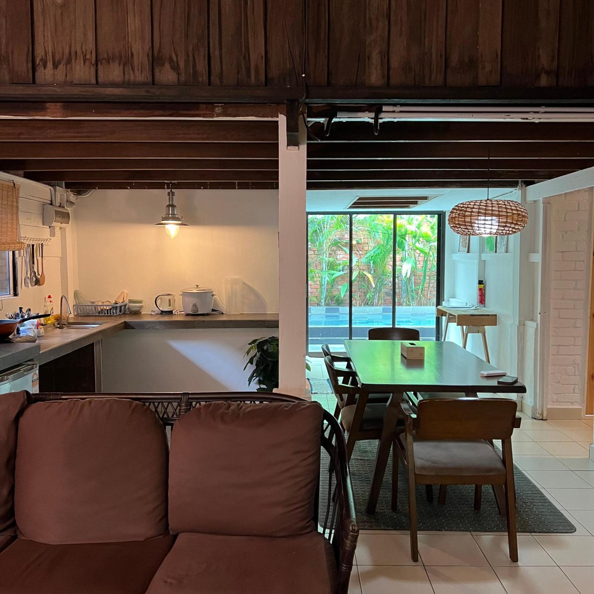 Kutum'S Wooden House - Private Pool, Breakfast & Cafe Villa Langkawi ภายนอก รูปภาพ